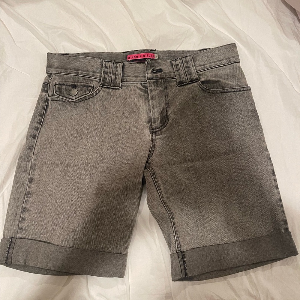 Alice and Olivia Jean Shorts Size 2